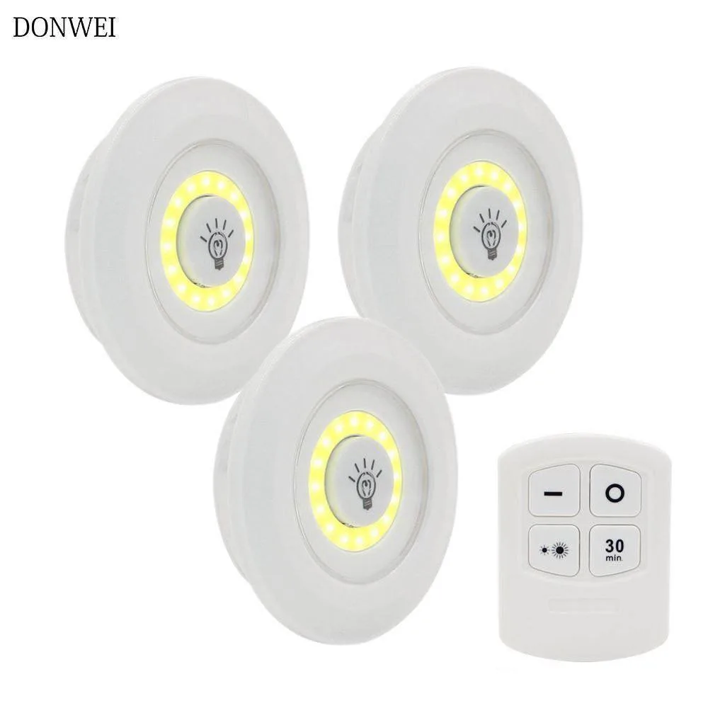**Lot de 3 lampes LED sans fil avec télécommande**